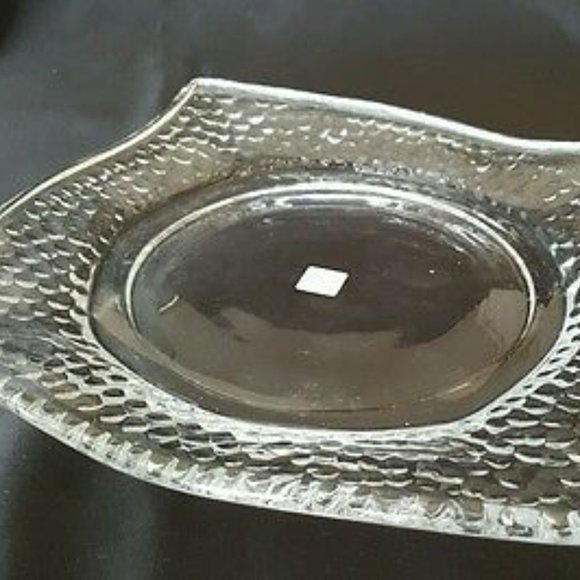 Party Lite Clarity Pillar Tray - Picture 2 of 2